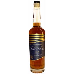 Rum Privateer Navy Yard 4y 0,7l 52%